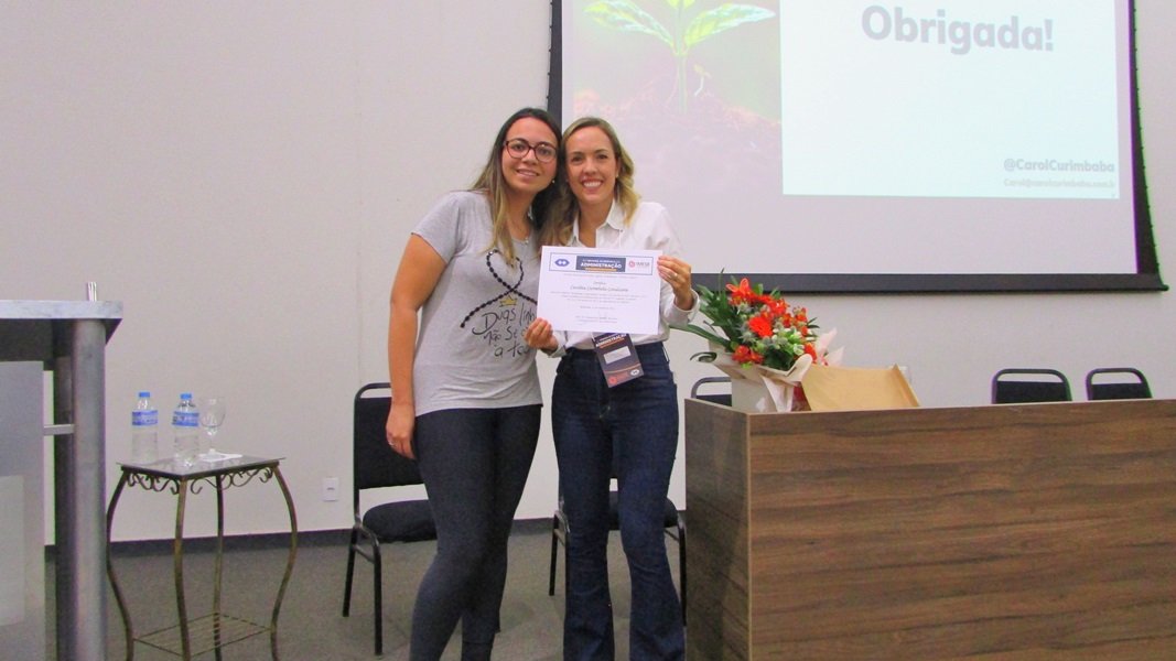 32ª Semana de Administração | Carol Curimbaba